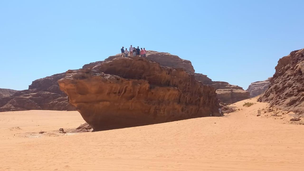 מלון וואדי רם Al Raha Luxury Camp מראה חיצוני תמונה
