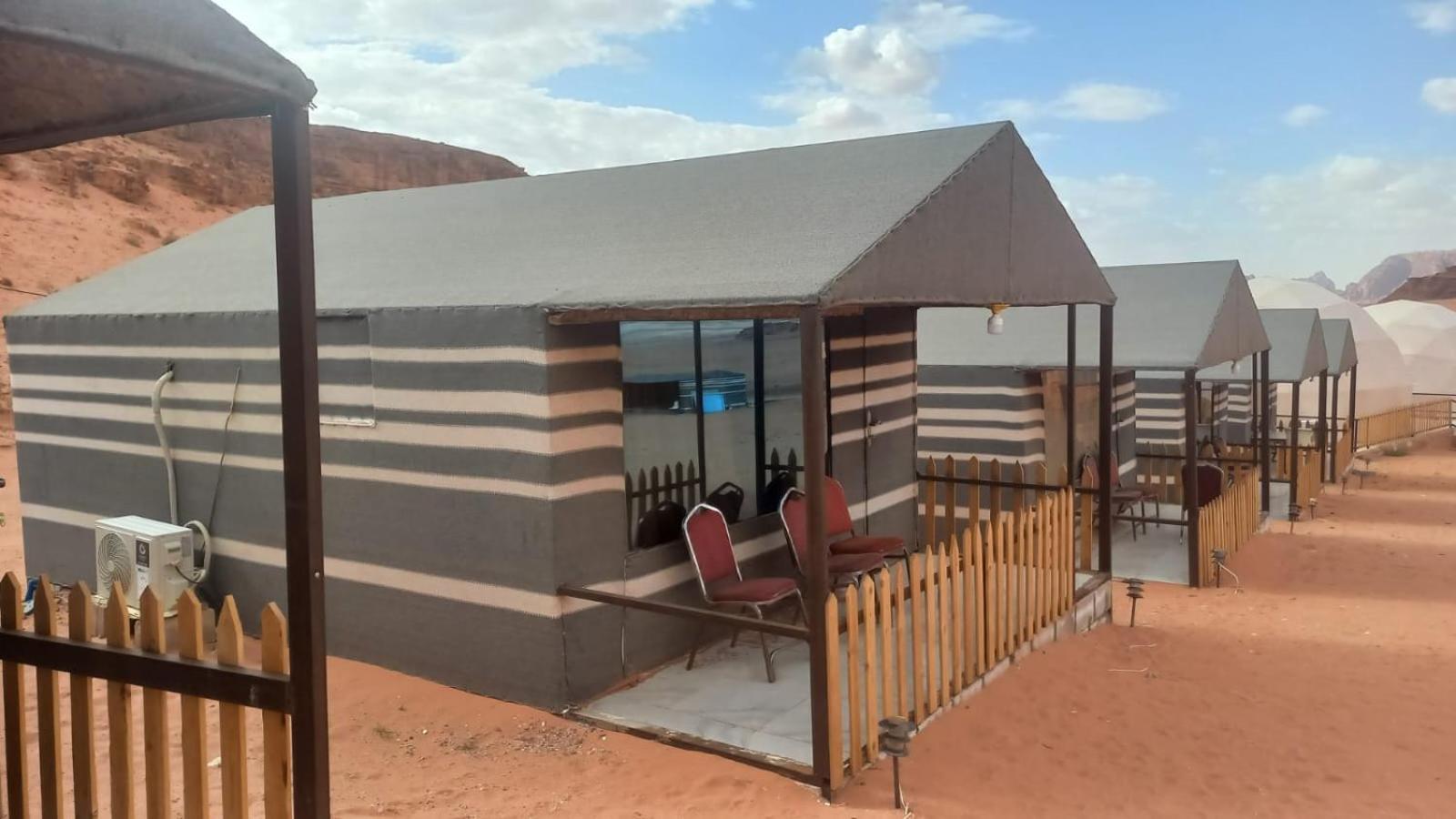 מלון וואדי רם Al Raha Luxury Camp מראה חיצוני תמונה